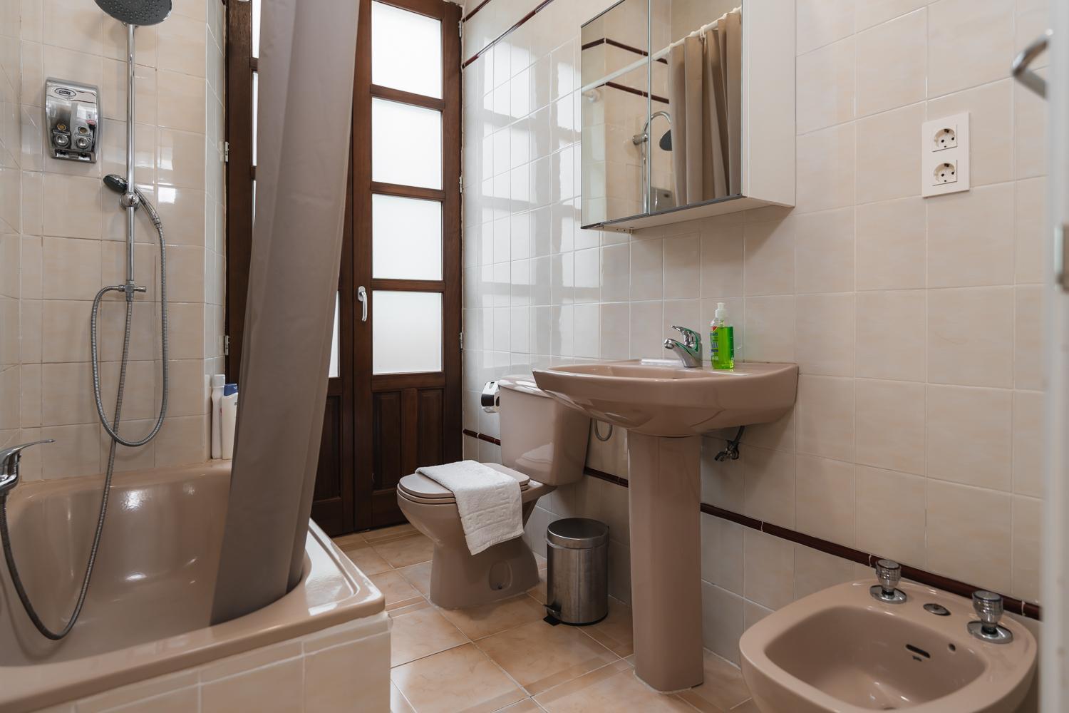 Tuguest Marques De Falces Apartments Гранада Экстерьер фото